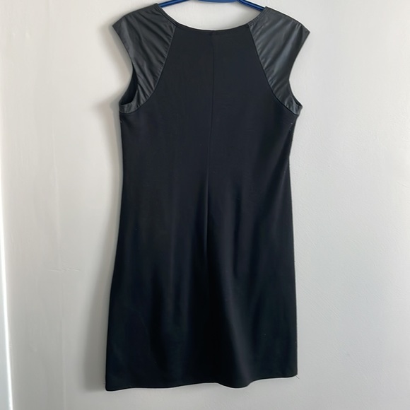 Textured colour block sleeveless black dress knit dress shift dress - Picture 5 of 6